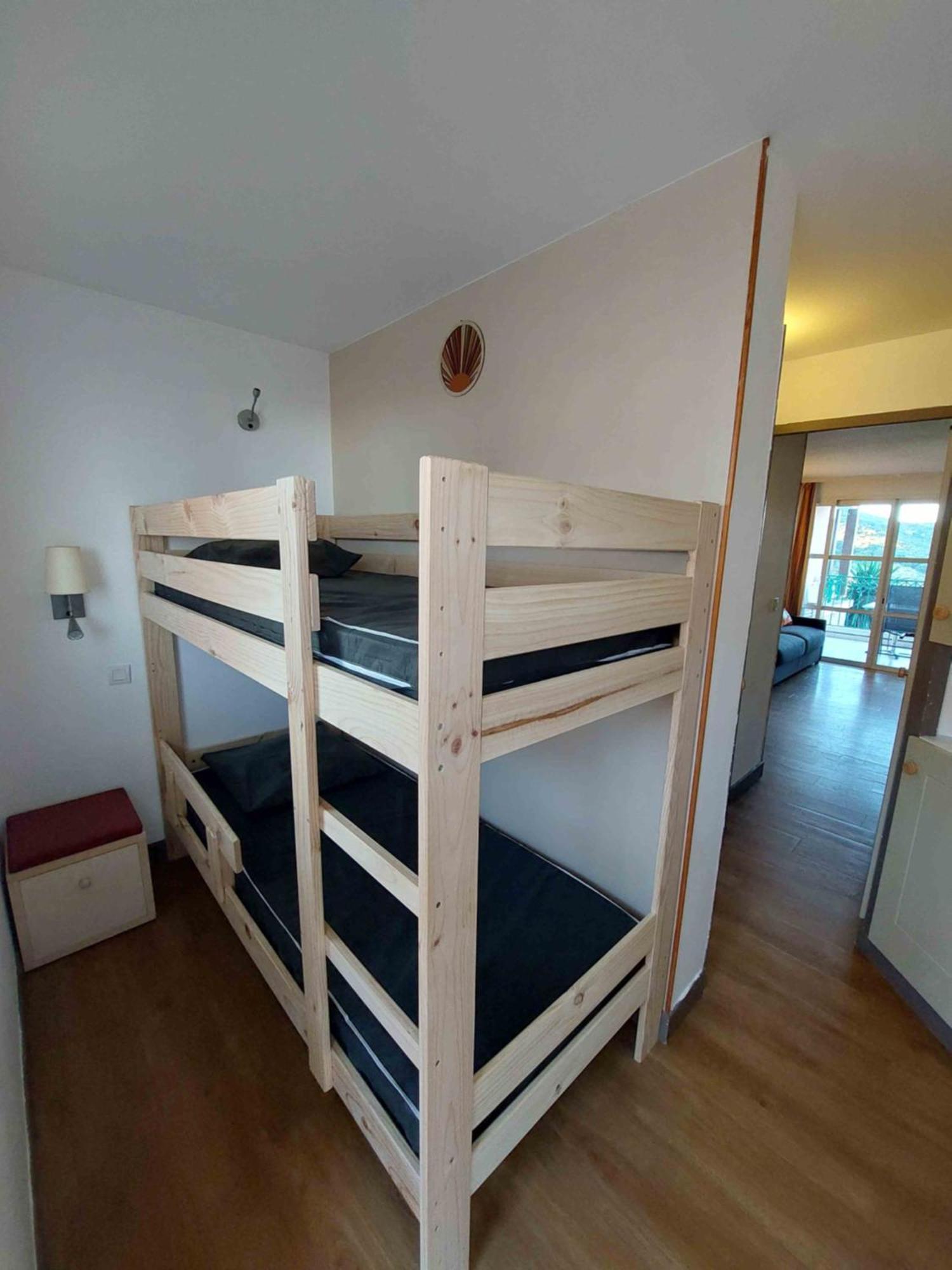 Cap Esterel Appartement Climatise Dans Le Centre Du Village Vacances Drammont Kültér fotó